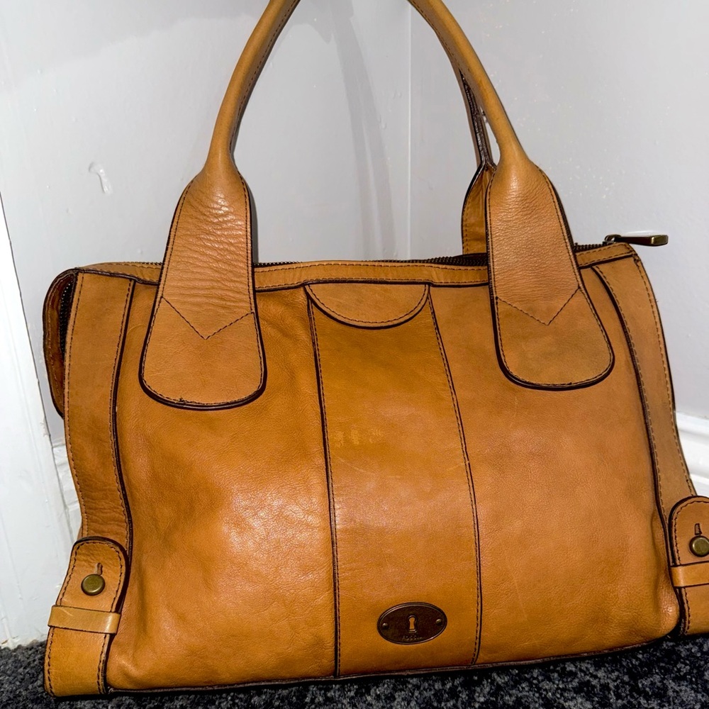 Fossil vintage reissue leather satchel shoulder bag